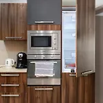 Apartamento Modern 3 Bedroom & 3 Bathroom - Near Balluta Bay *