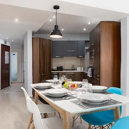 Modern 3 Bedroom & 3 Bathroom - Near Balluta Bay Appartamento *