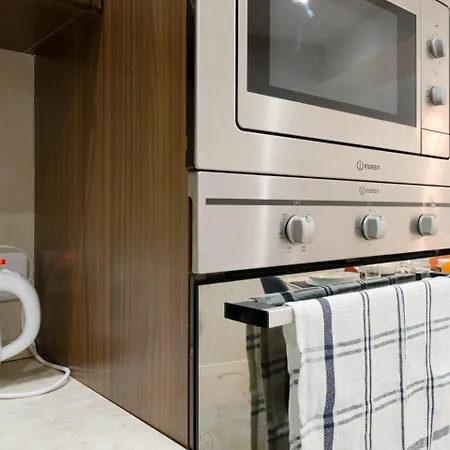 Modern 3 Bedroom & 3 Bathroom - Near Balluta Bay *