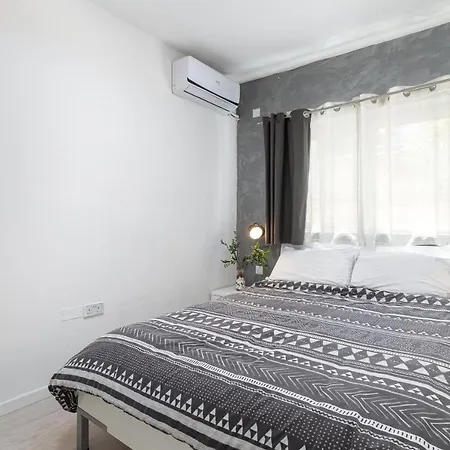 Modern 3 Bedroom & 3 Bathroom - Near Balluta Bay Saint Julian's