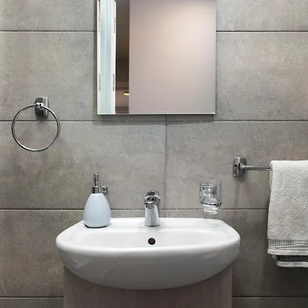 Modern 3 Bedroom & 3 Bathroom - Near Balluta Bay San Ġiljan