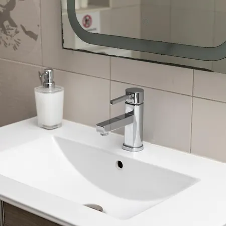 Modern 3 Bedroom & 3 Bathroom - Near Balluta Bay