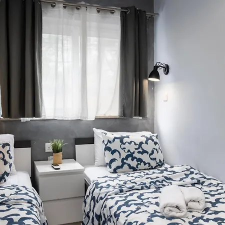 Modern 3 Bedroom & 3 Bathroom - Near Balluta Bay Apartment