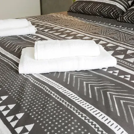 Апартаменты Modern 3 Bedroom & 3 Bathroom - Near Balluta Bay *