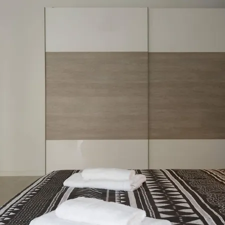 Modern 3 Bedroom & 3 Bathroom - Near Balluta Bay * Сент Джулианс