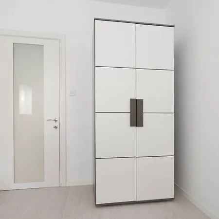 Modern 3 Bedroom & 3 Bathroom - Near Balluta Bay San Ġiljan